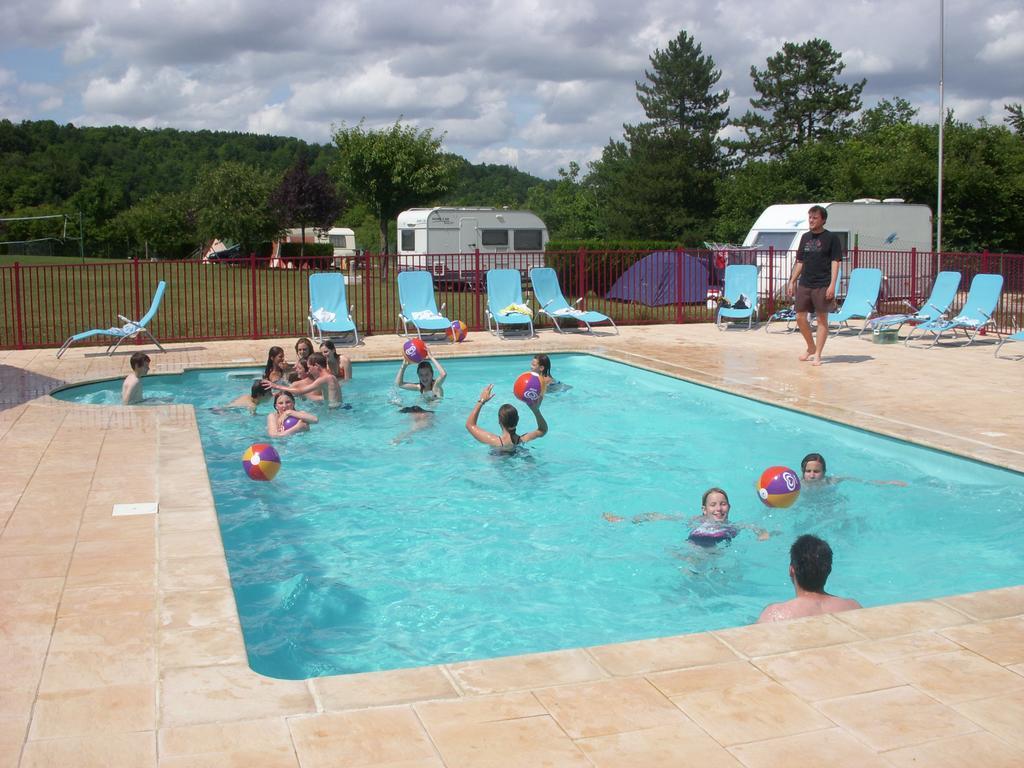 Jaulny Camping De La Pelouse מראה חיצוני תמונה