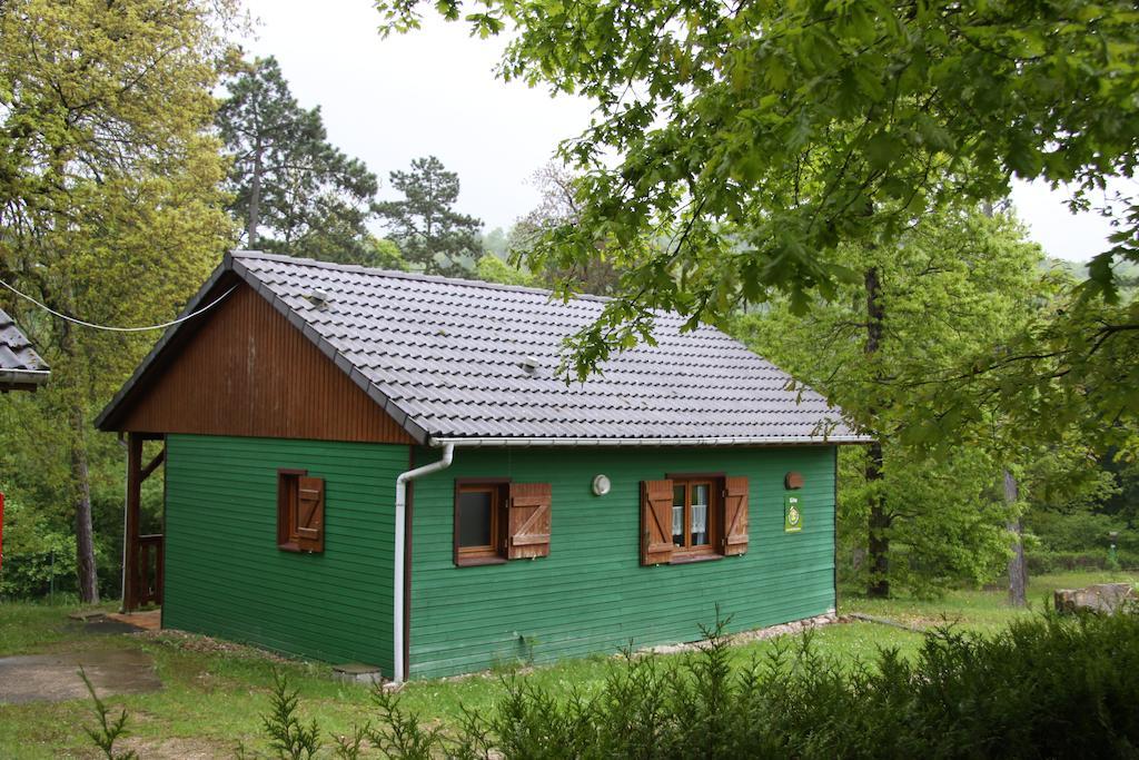 Jaulny Camping De La Pelouse חדר תמונה